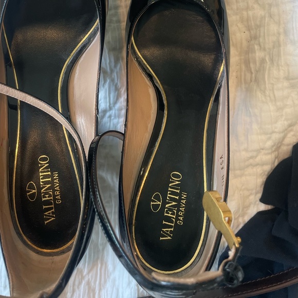 Valentino chunky platform pump heels - Picture 4 of 4